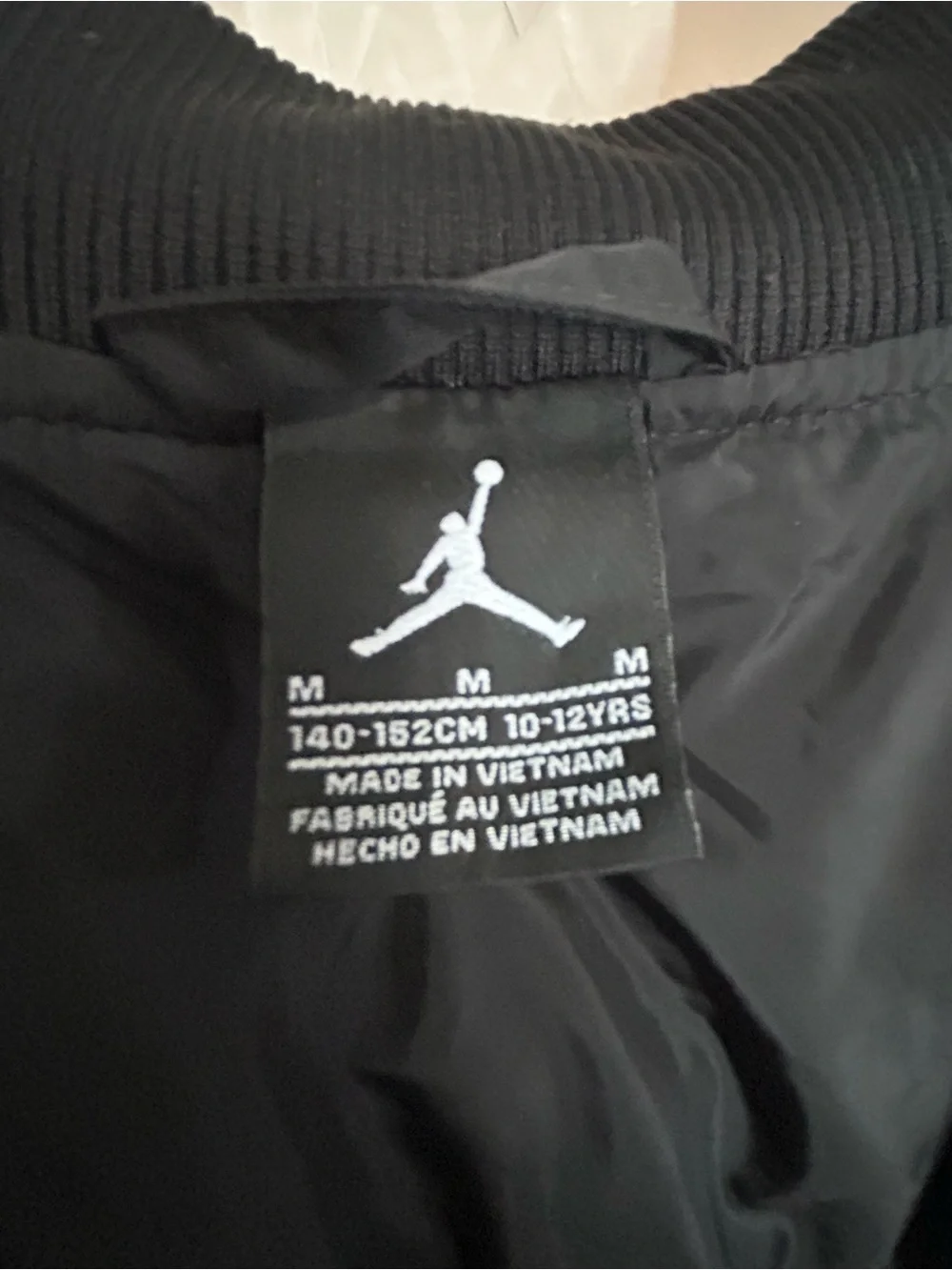 Jordan youth Black Bomber Jacket with White Jumpman size M 10/12